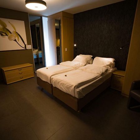Su'Ro Bed And Breakfast Гент Екстериор снимка