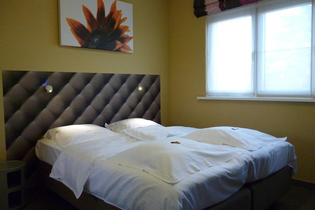 Su'Ro Bed And Breakfast Гент Стая снимка